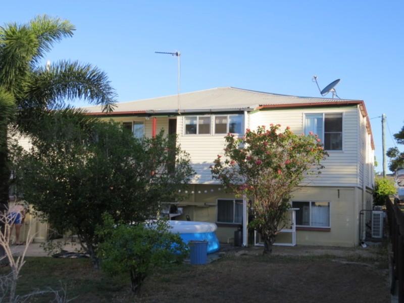 32 Reynolds Street, Bowen QLD 4805