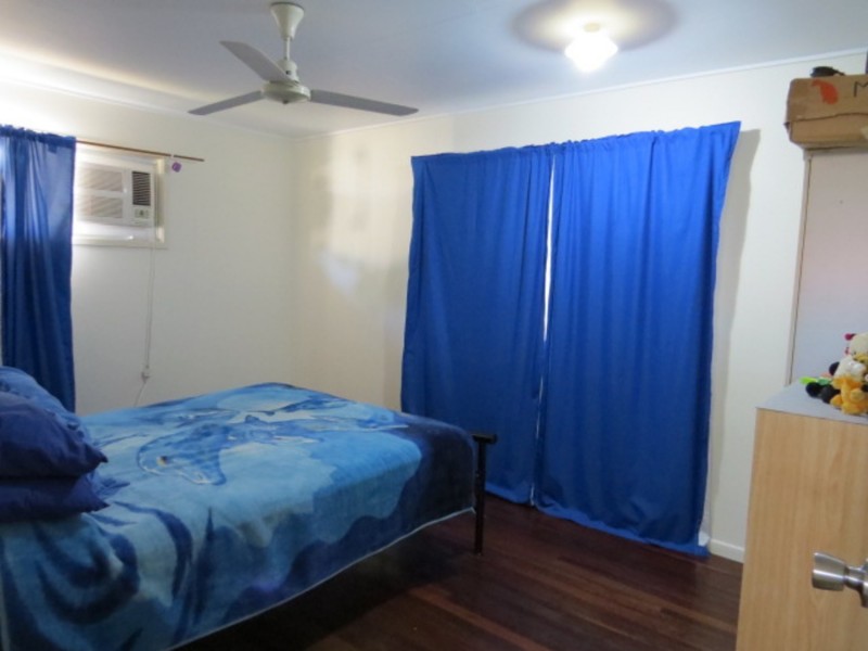 11 West Street, Bowen QLD 4805