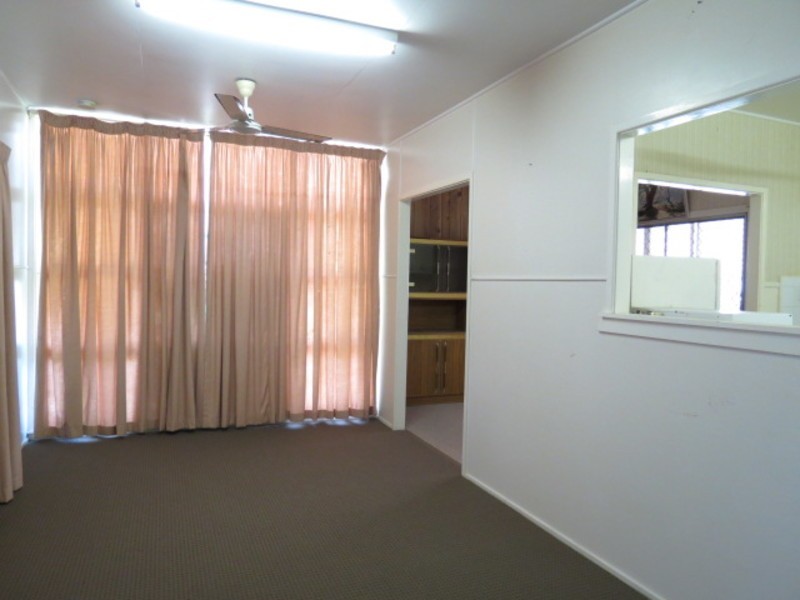 4 Marshall Street, Bowen QLD 4805