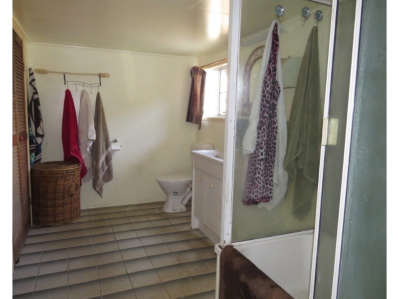 10 Balaam Road, Bowen QLD 4805