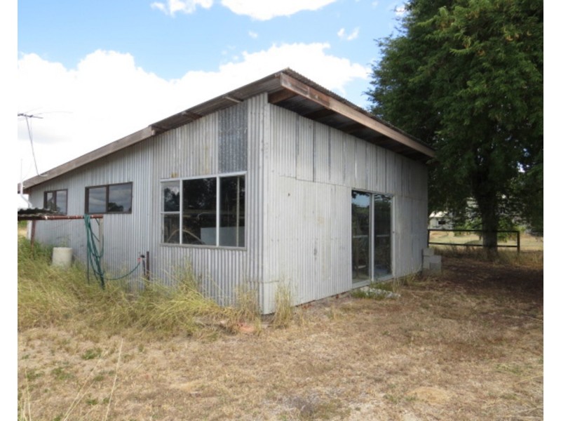 10 Balaam Road, Bowen QLD 4805