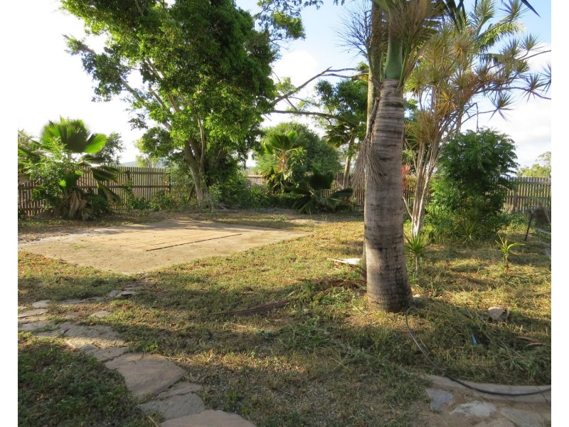 10 Balaam Road, Bowen QLD 4805