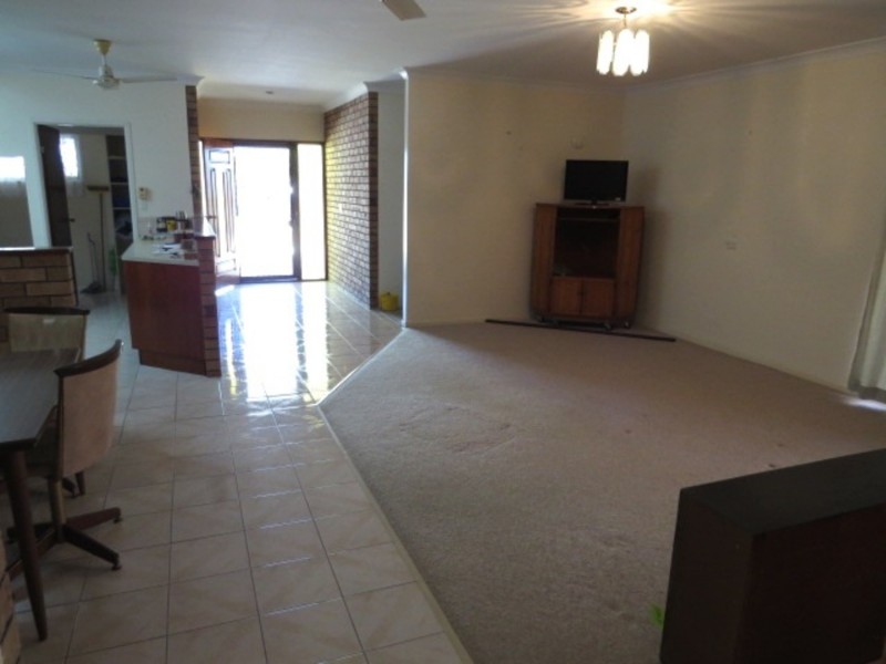 132 Hillview Road, Bowen QLD 4805