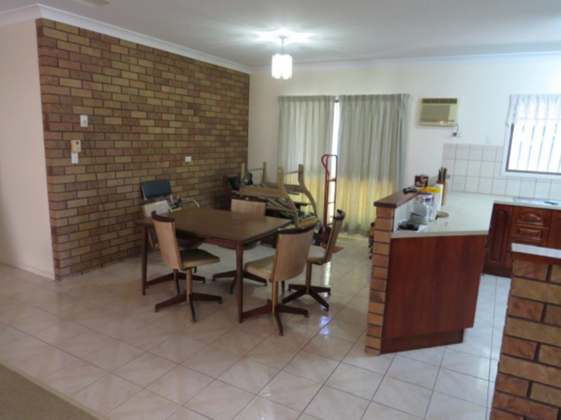 132 Hillview Road, Bowen QLD 4805