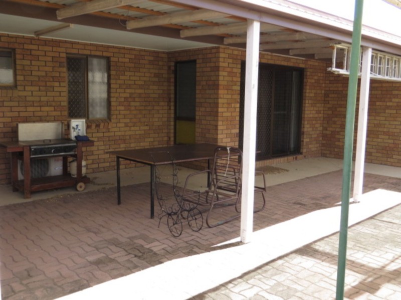 132 Hillview Road, Bowen QLD 4805