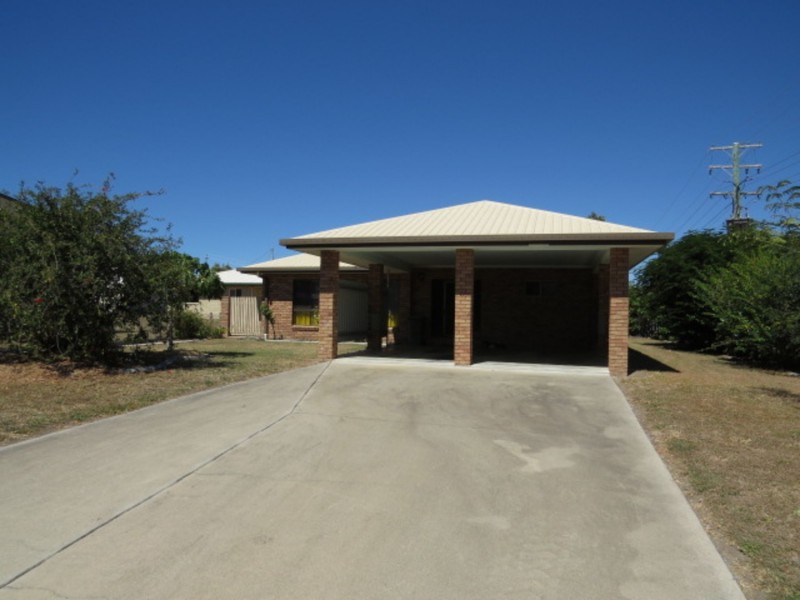 132 Hillview Road, Bowen QLD 4805