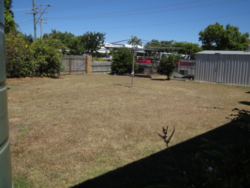 132 Hillview Road, Bowen QLD 4805