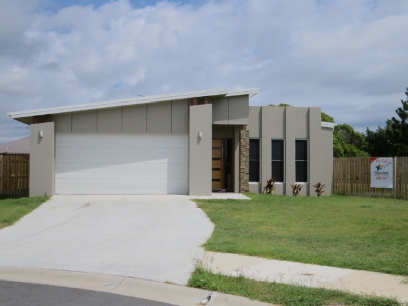 17 Ada Place, Bowen QLD 4805