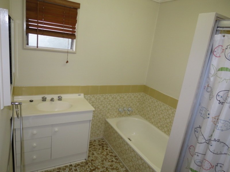 82 Leichhardt Street, Bowen QLD 4805