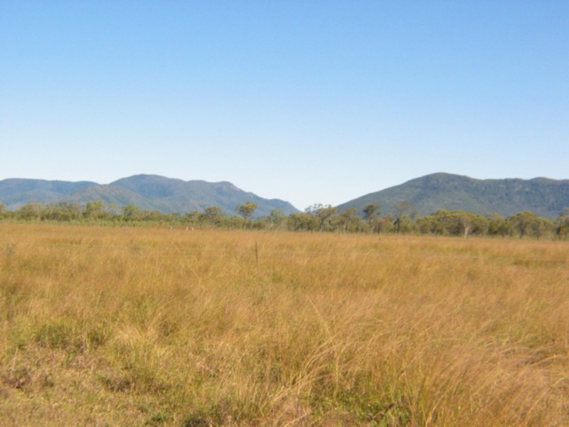 15989 Bruce Highway, Bowen QLD 4805