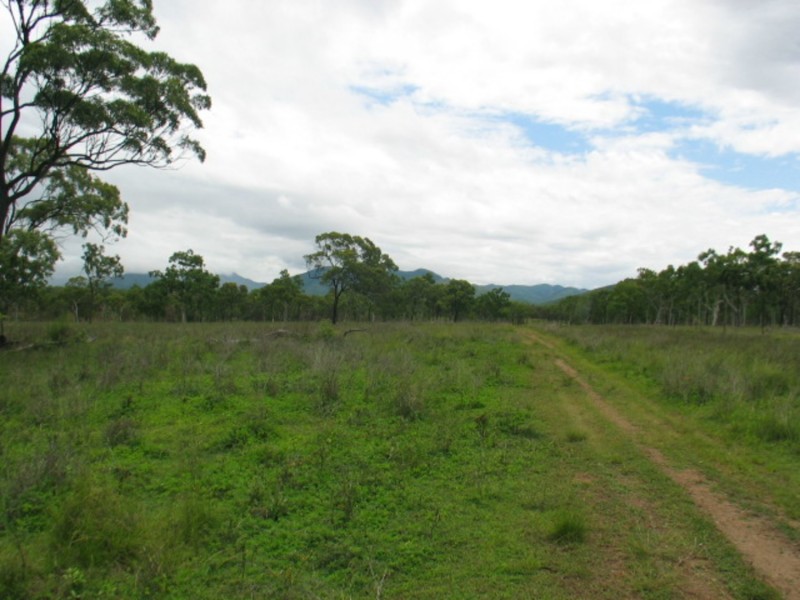 15989 Bruce Highway, Bowen QLD 4805