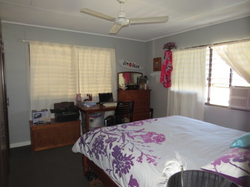 3 Hay Street, Bowen QLD 4805