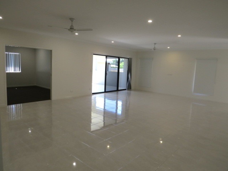 15 Ada Place, Bowen QLD 4805
