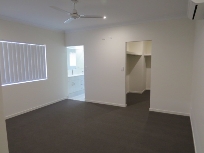 15 Ada Place, Bowen QLD 4805