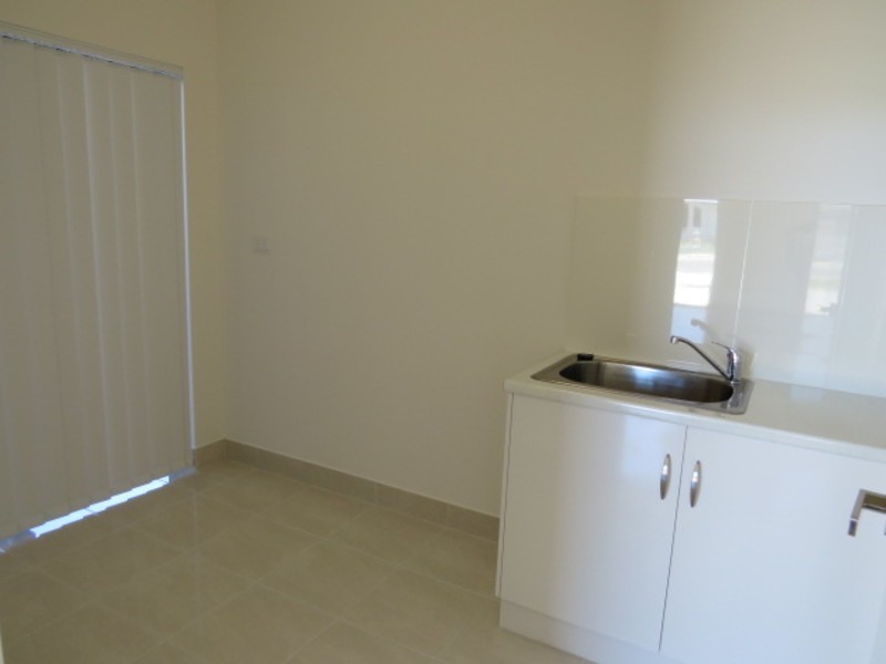 15 Ada Place, Bowen QLD 4805