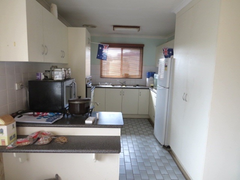 4 Robe Street, Bowen QLD 4805