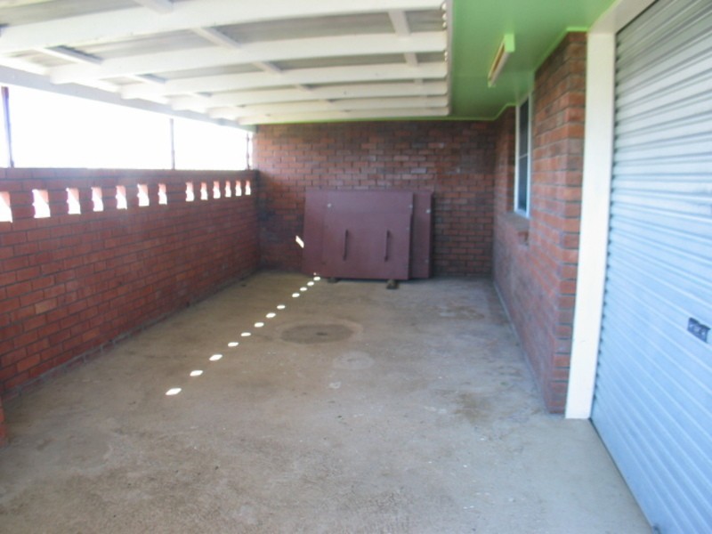 4 Robe Street, Bowen QLD 4805