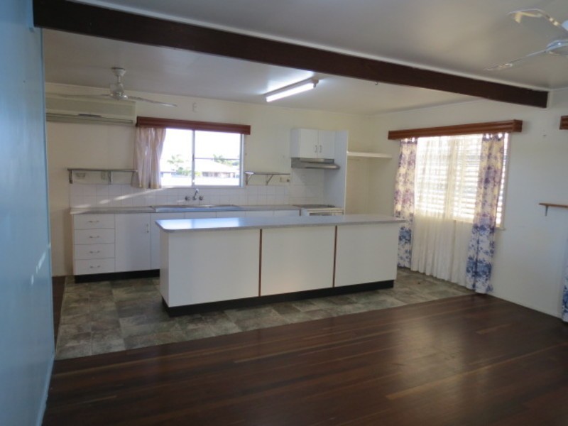 15 Mackenzie Street, Bowen QLD 4805