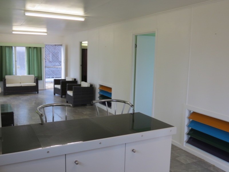 71 Whyte Avenue, Bowen QLD 4805