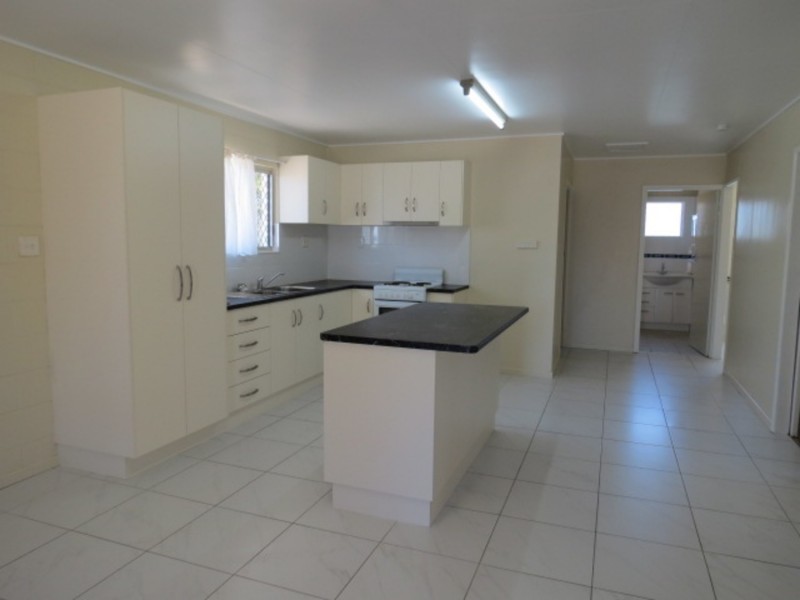 14 Kennedy Street, Bowen QLD 4805