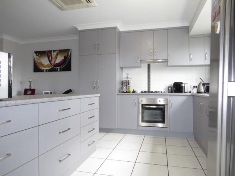 192 Queens Road, Bowen QLD 4805