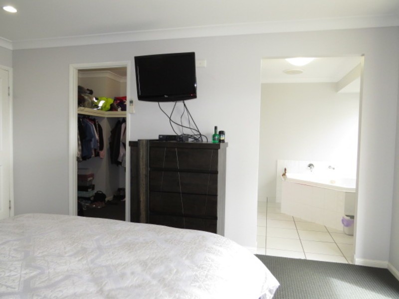 192 Queens Road, Bowen QLD 4805