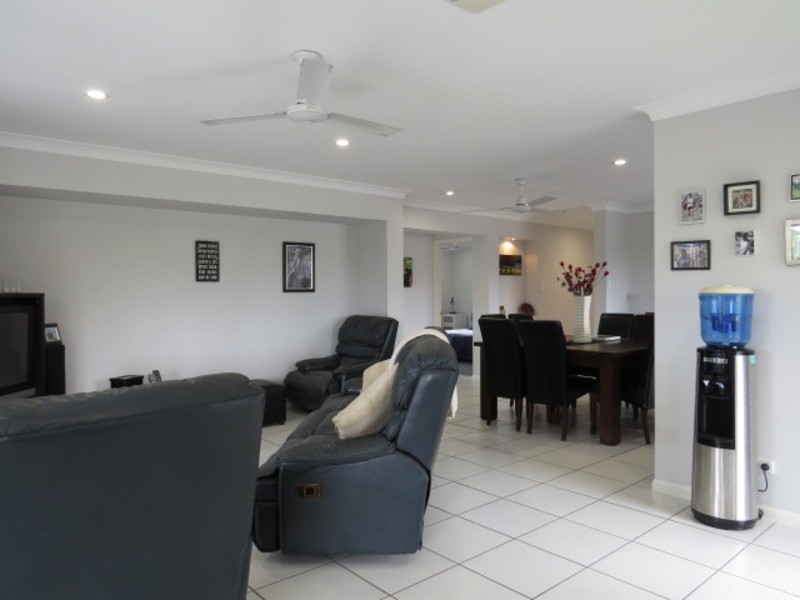 192 Queens Road, Bowen QLD 4805