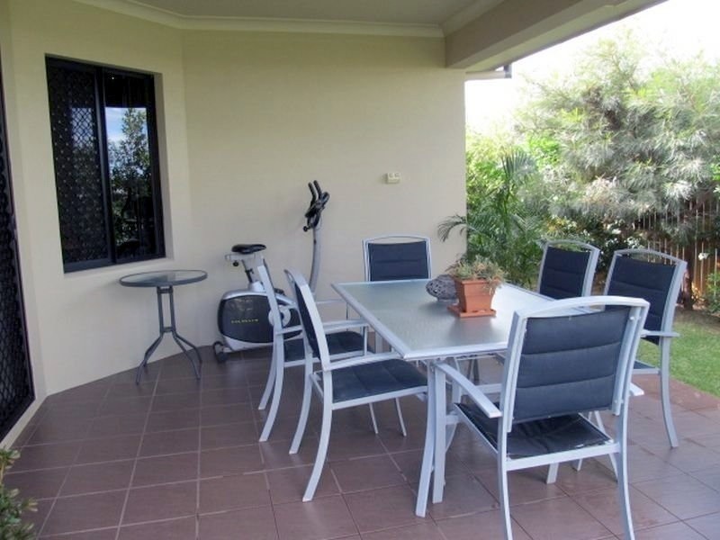 14 Lemon Grove, Bowen QLD 4805