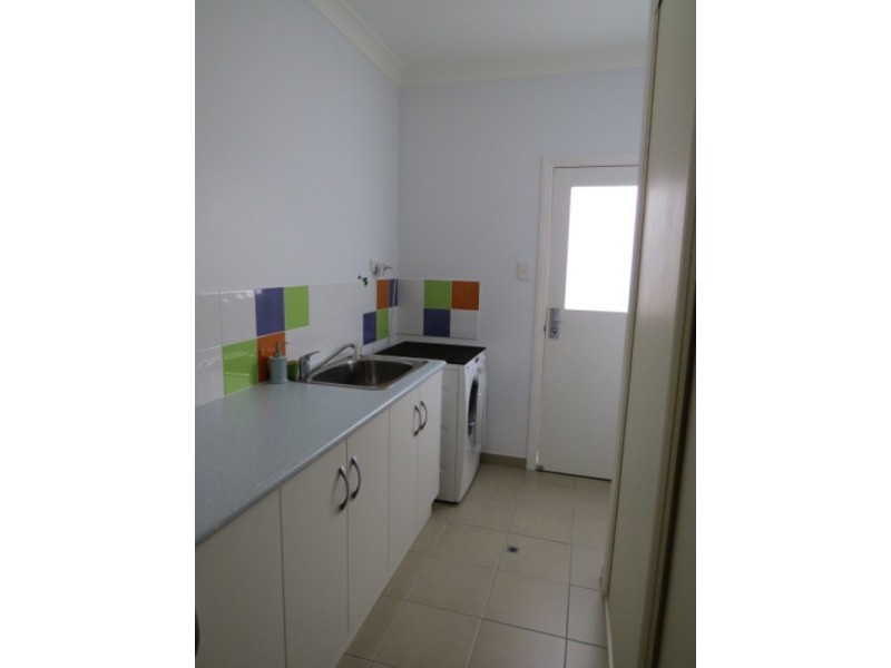 42 Whyte Avenue, Bowen QLD 4805