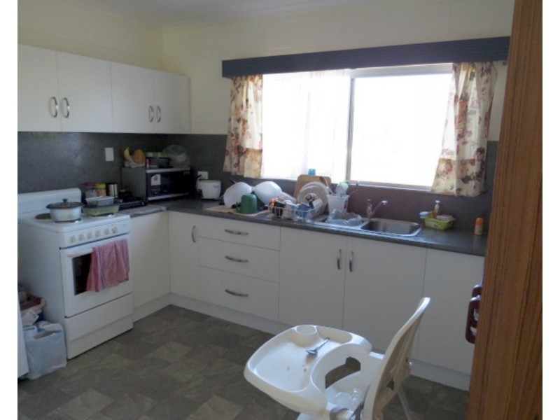 57 Poole Street, Bowen QLD 4805