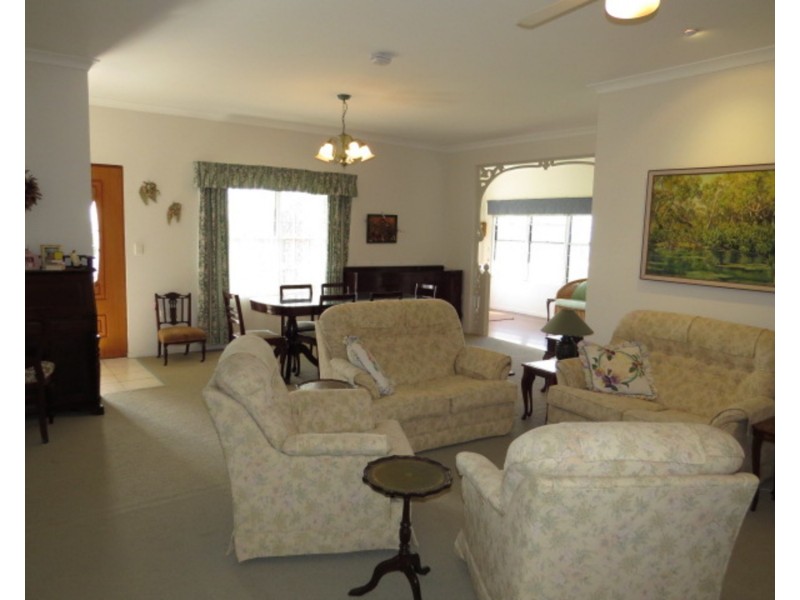 7 Elphinstone Street, Bowen QLD 4805