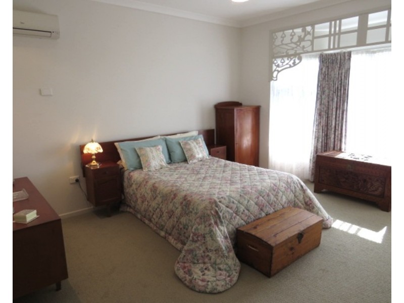 7 Elphinstone Street, Bowen QLD 4805