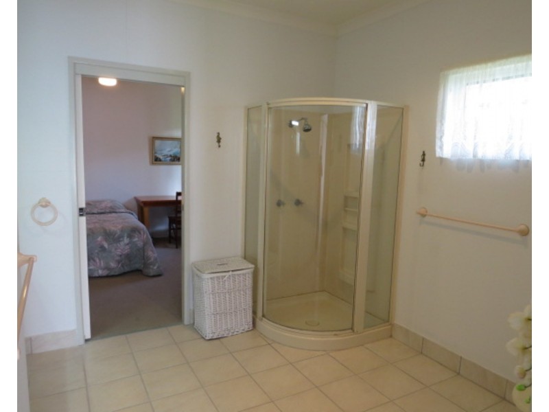 7 Elphinstone Street, Bowen QLD 4805