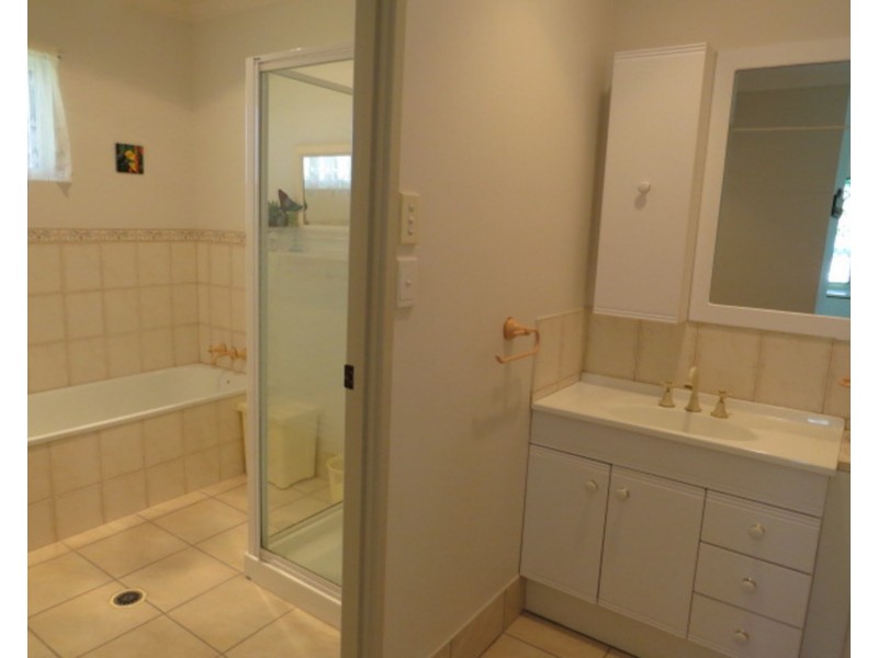 7 Elphinstone Street, Bowen QLD 4805