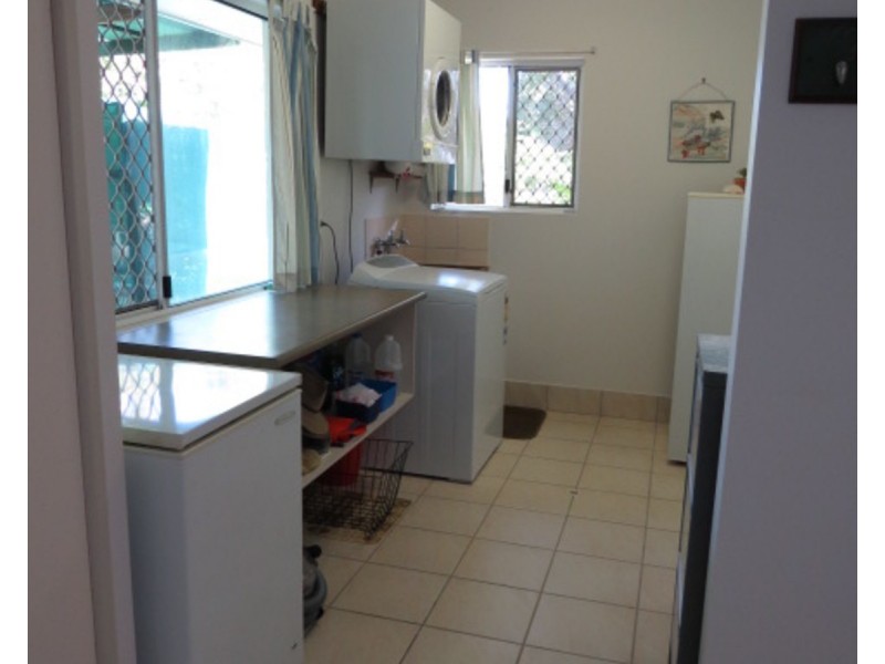 7 Elphinstone Street, Bowen QLD 4805