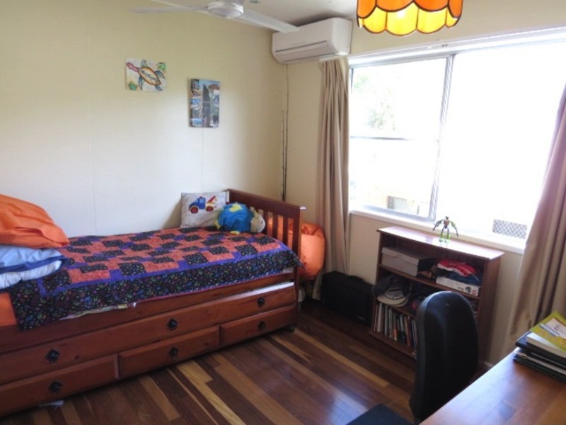 60 Murroona Street, Bowen QLD 4805