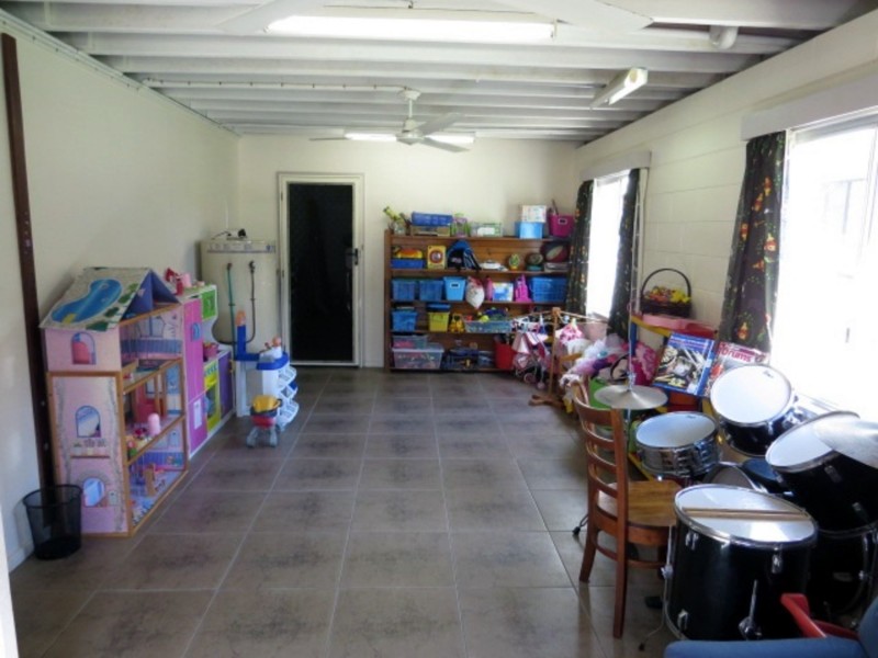 60 Murroona Street, Bowen QLD 4805