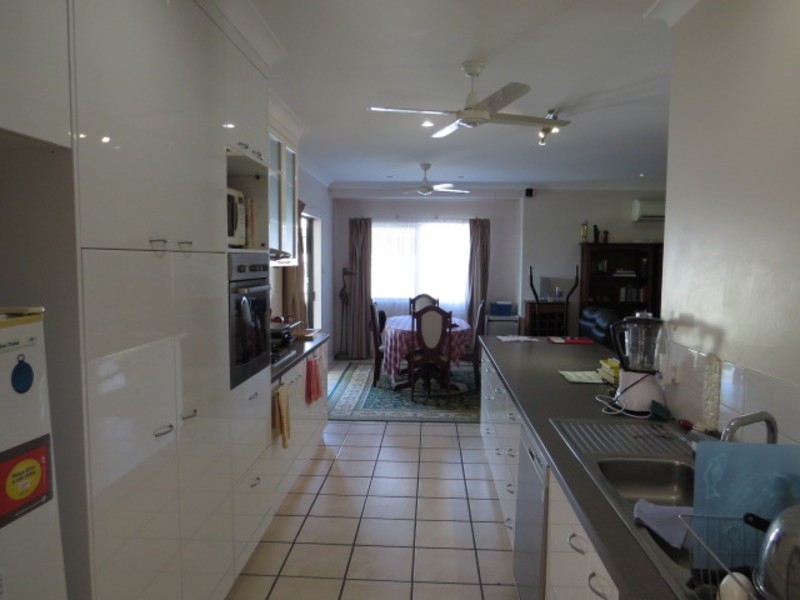 11 Kirkpatrick Court, Bowen QLD 4805