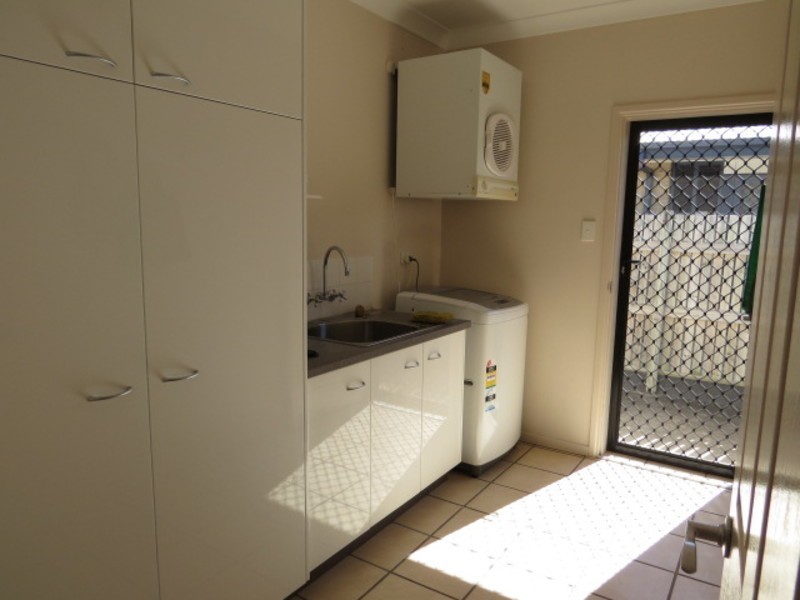 11 Kirkpatrick Court, Bowen QLD 4805