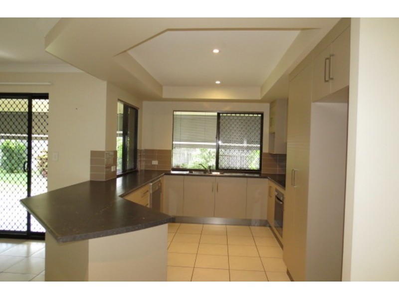 16 Lucinda Place, Bowen QLD 4805