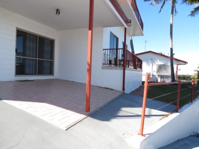 2/12 Poinciana Drive, Bowen QLD 4805