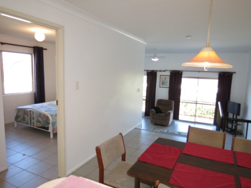 2/12 Poinciana Drive, Bowen QLD 4805