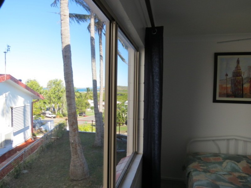 2/12 Poinciana Drive, Bowen QLD 4805