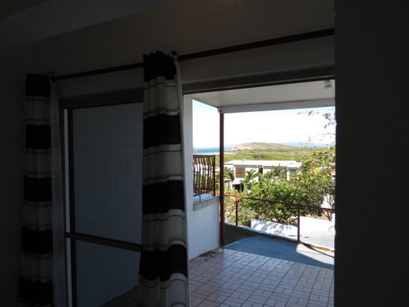 2/12 Poinciana Drive, Bowen QLD 4805