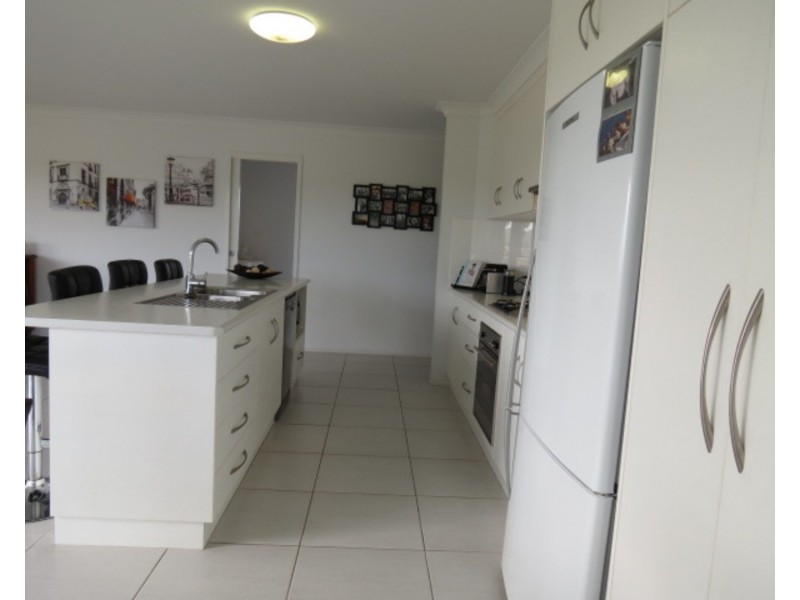 5 Fairway Drive, Bowen QLD 4805