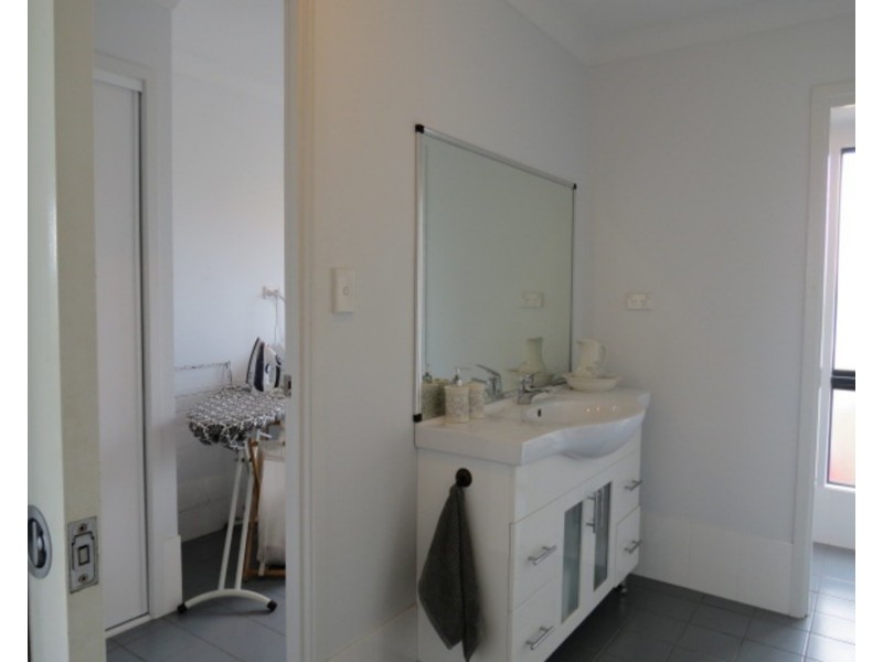 5 Fairway Drive, Bowen QLD 4805