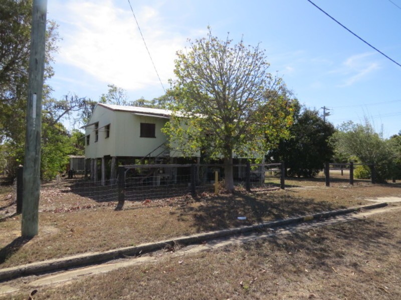 38 Matthews Street, Bowen QLD 4805