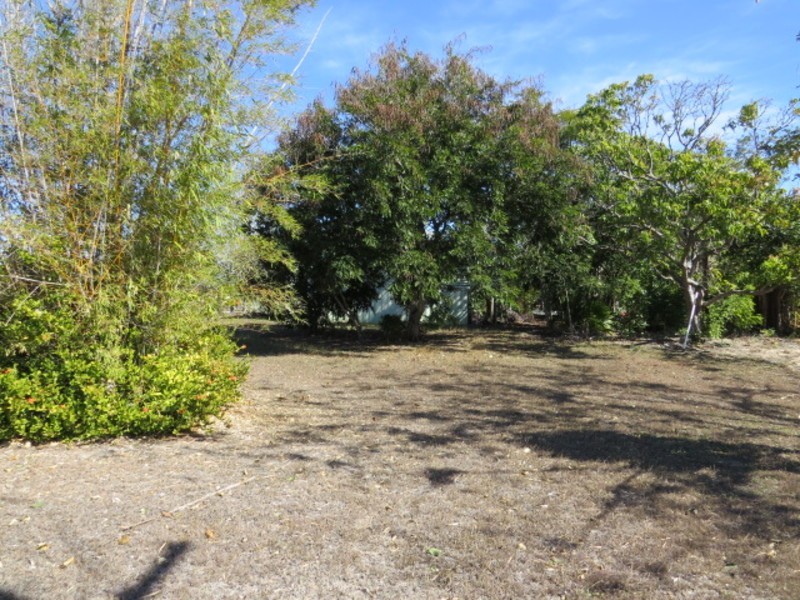 38 Matthews Street, Bowen QLD 4805