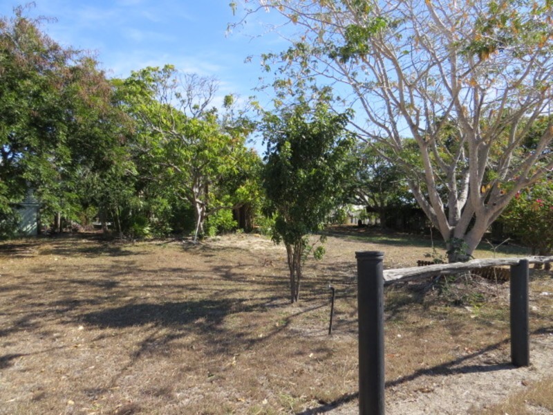 38 Matthews Street, Bowen QLD 4805
