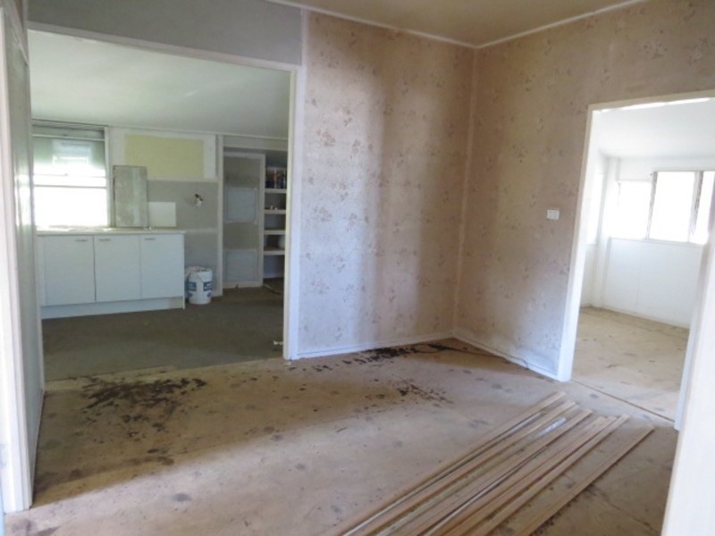 38 Matthews Street, Bowen QLD 4805
